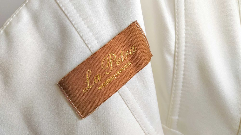 Suknia ślubna La Petra z koronką