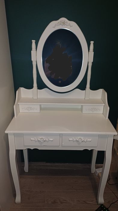 Toaletka z 4 szufladami