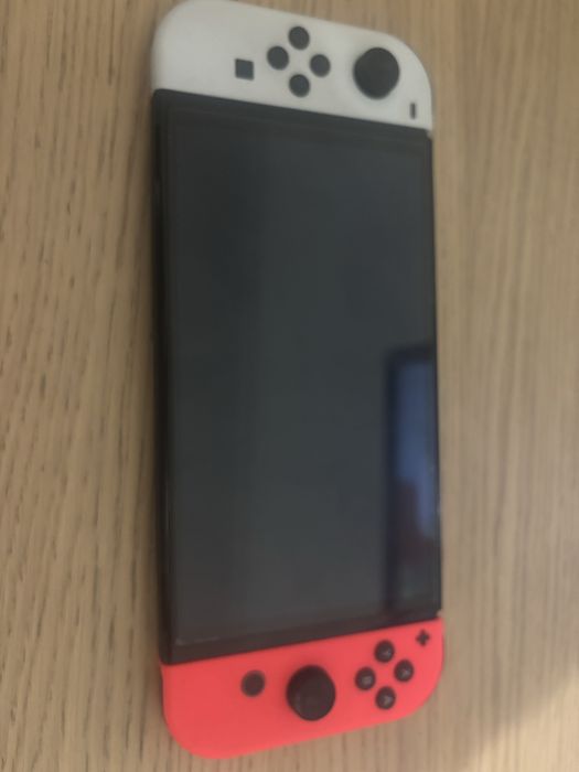 Nintendo switch oled com 1 jogo