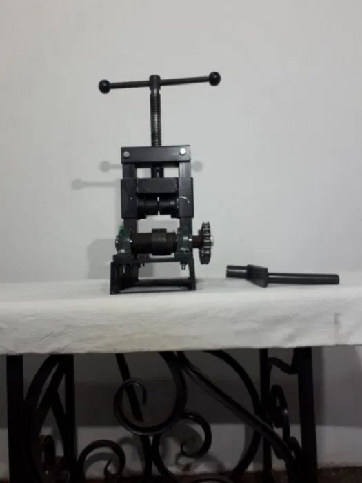 Профилегиб ручной трубогиб 50х50х2мм усиленный с закаленными валами