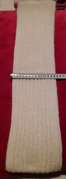 Gola branca em malha tricô feita à mão, nova!