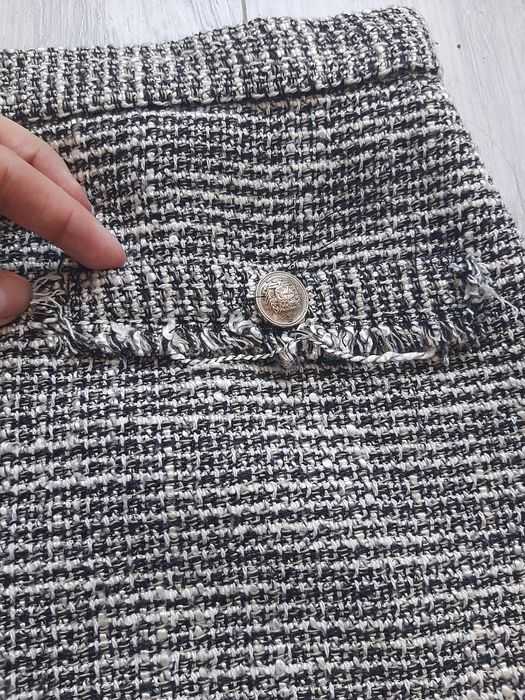 Elegancka spódnica mini