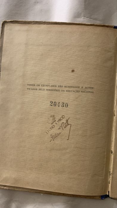 Elementos de Mineralogia e Geologia