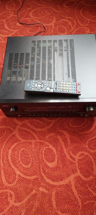 Denon amplituner
