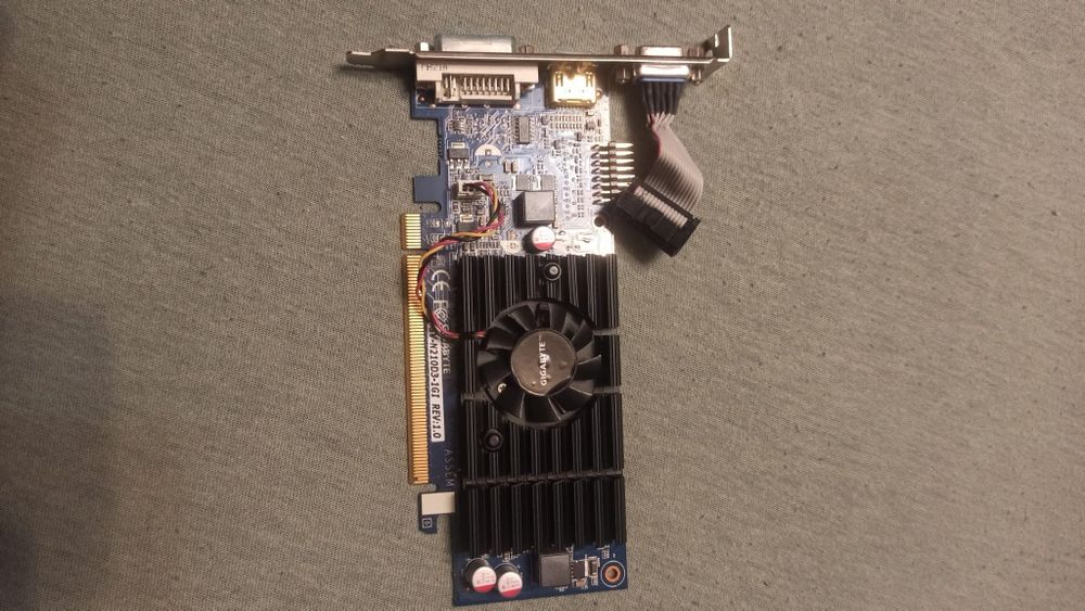 Nagrywarka, dyski, RAM, zasilacz, płyta główna