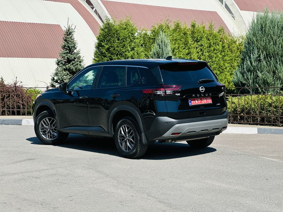 Nissan Rogue 2023 СВІЖАК