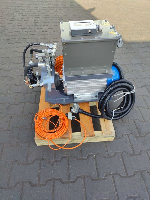 Generator prądu stałego z napędem hydraulicznym