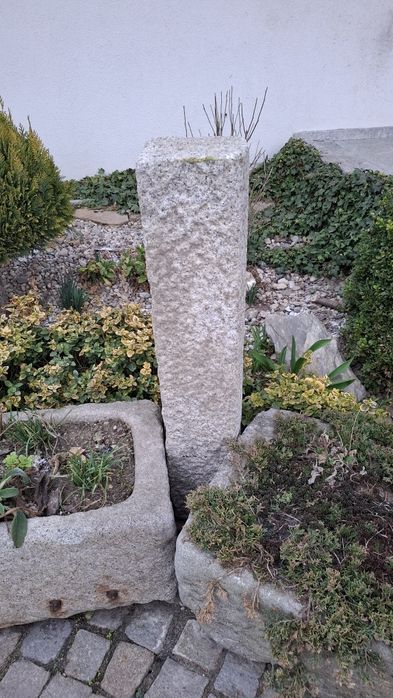 Granitowe koryta donice słupy