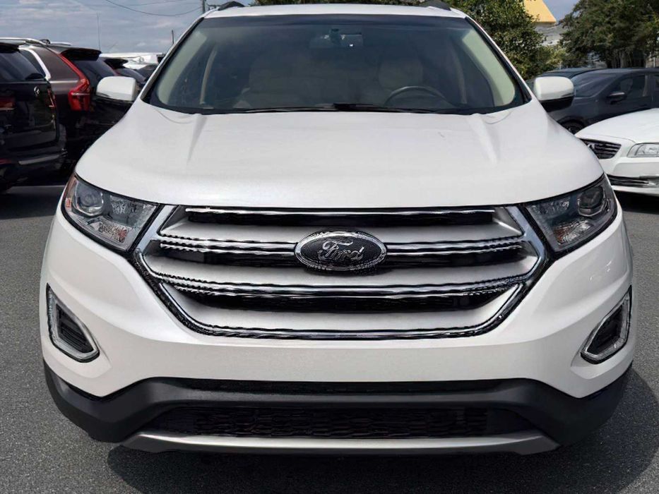 Ford Edge      2017