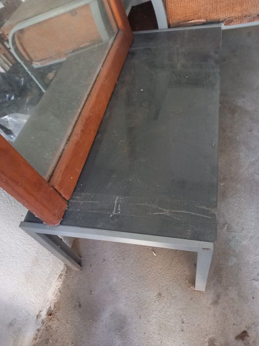 Espelho grande , madeira e espelho em bom estado