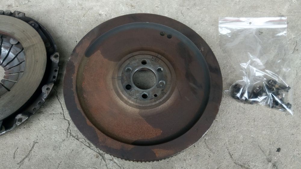 Sprzęgło sztywne jednomas VW Golf IV 4 5 V Bora Audi A3 8L 8P Touran Leon I II Octavia 1.9 TDI skrzynia 5 biegowa