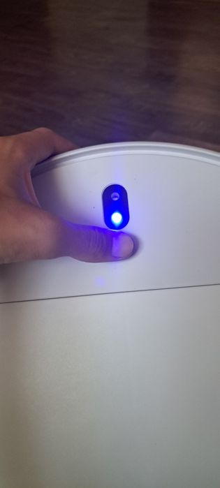 Продам розумний робот пилосос