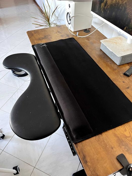 Large Extended Gaming Mouse Pad with Memory Foam Wrist Rest / Alfombrilla de Mouse Grande extendida XXL Soporte ergonómico (80 x 35 x 2,5 cm),