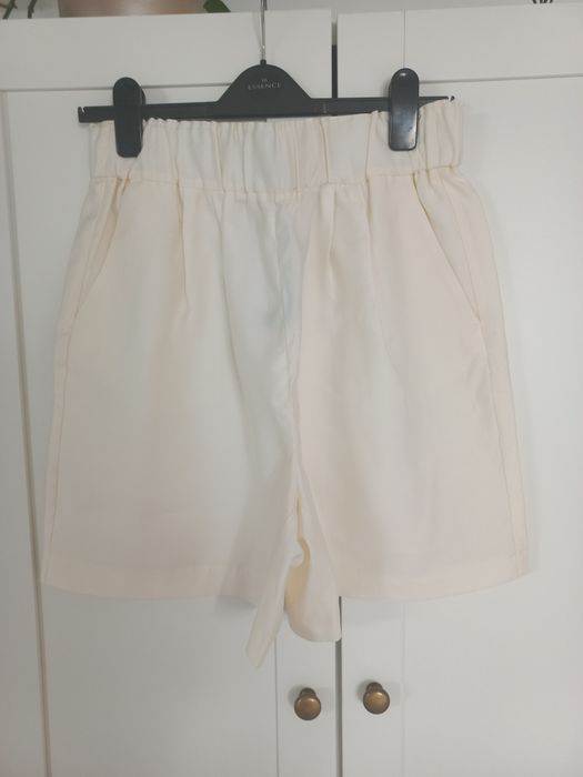 Calções brancos novos H&M