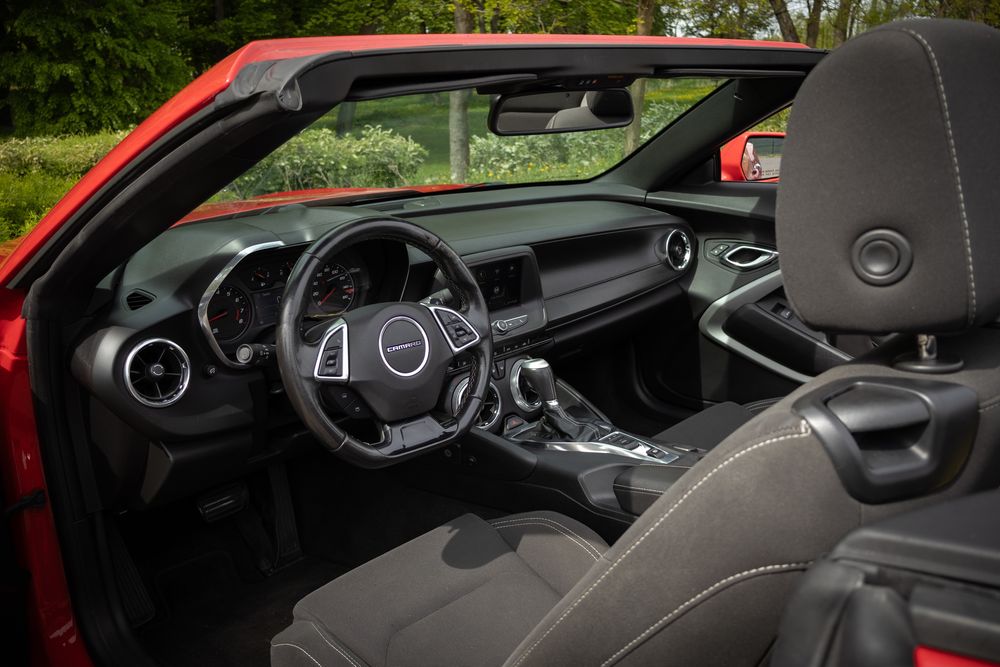 Wypożyczalnia aut Mustang camaro cabrio 3.7 V6 wynajem aut promocja
