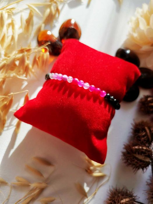 Bransoletka z małych agatów