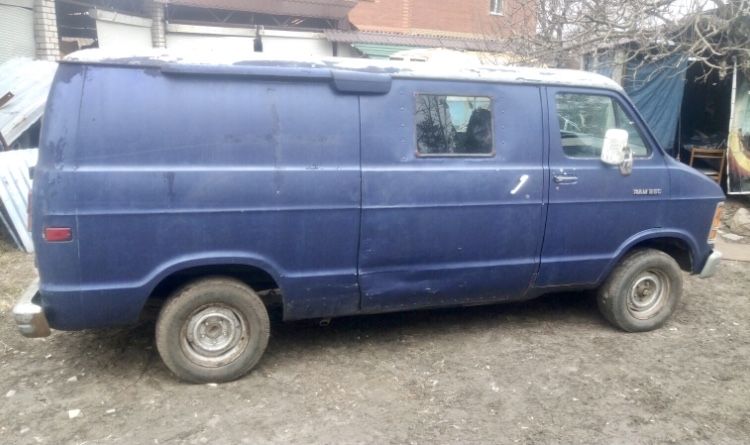 Продам 1992 Dodge RAM B250 «Cargo Van»