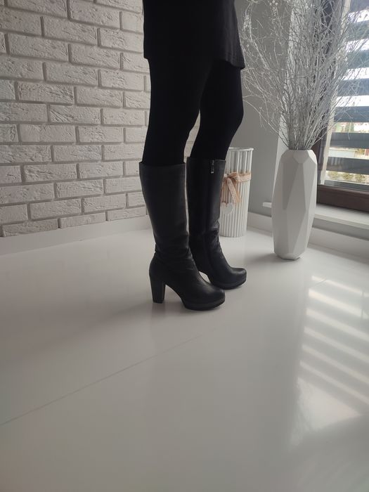 Skórzane kozaki rozmiar 36