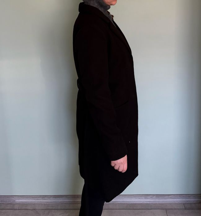 Пальто чорне на запах