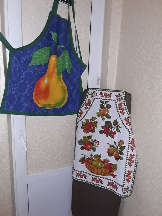 Фартуки хозяйственные.