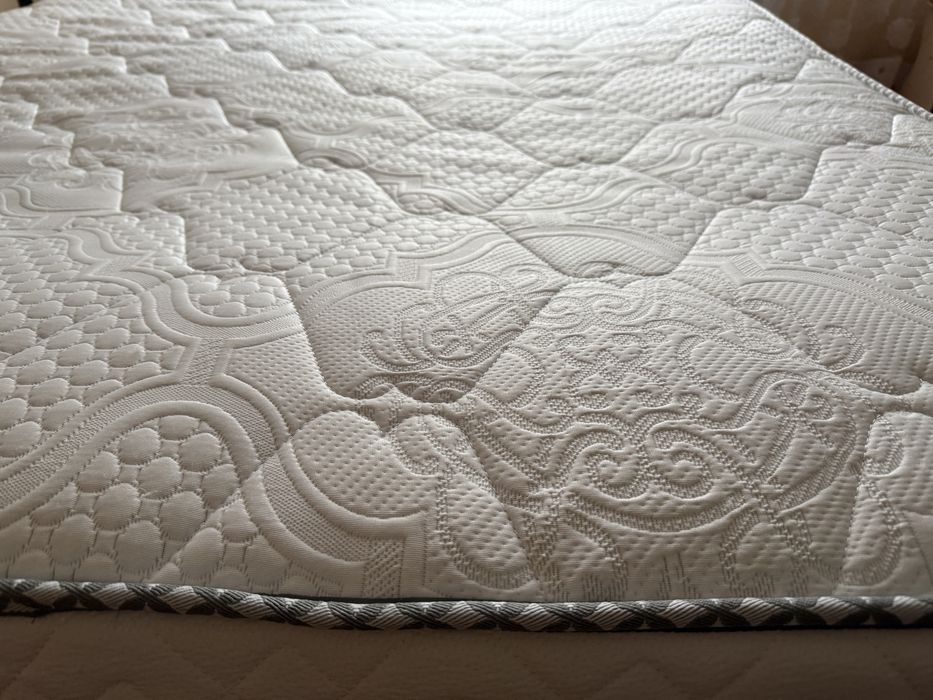 Матрац 180/200, був у використанні 2 роки