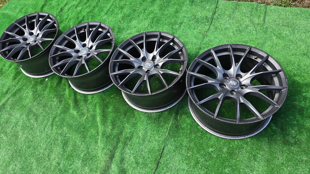 Диски OZ R19 5x112 ET45 для Шкода, Фольксваген, Мерседес, Ауді