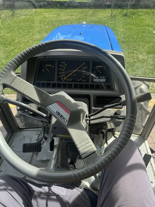 Ісекі Iseki трактор Японія