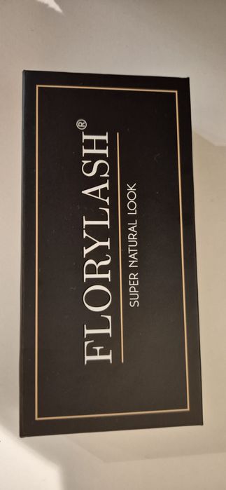 Florylash pestanas436286630208491522