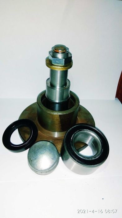 Ступиця для легкового причіпа