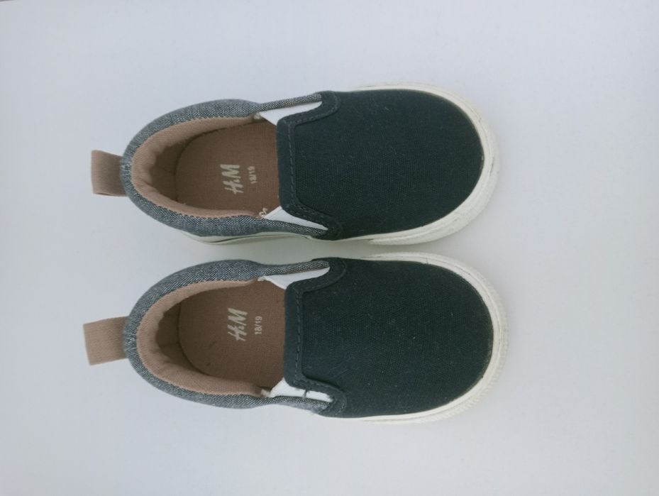 Sprzedam buty niemowlęce