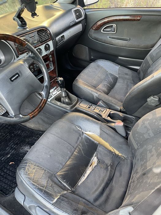 Продам Volvo V40 1.9 дизель