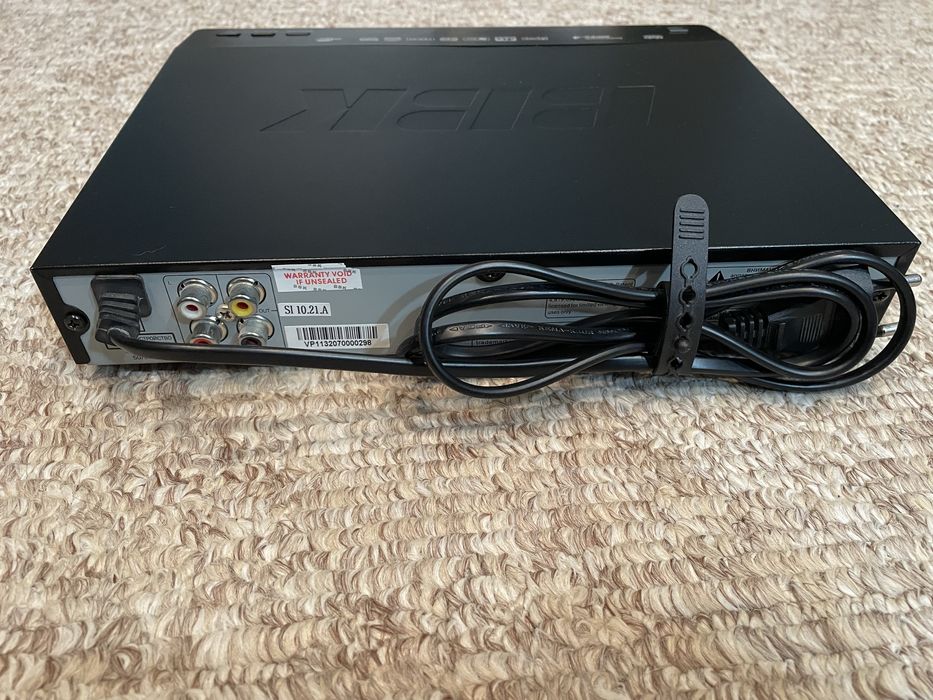 Проигрыватель  DVD фирма BBK