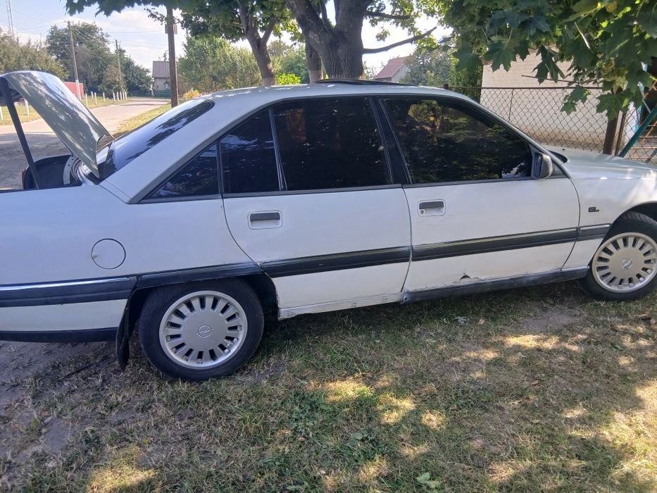 Срочно Продам опель омега а