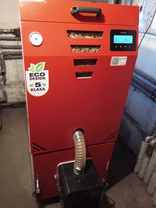 Bieżąca obsługa pieca, czyszczenie, zasyp.