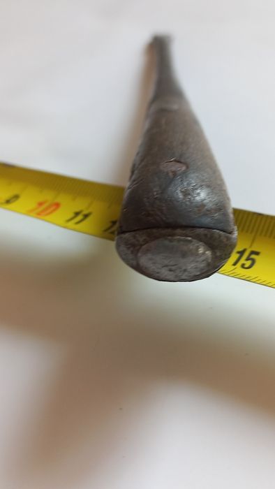 Продам ударную отвертку, цельнолитую