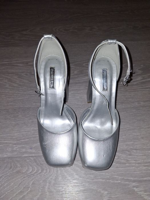 Жіночі туфлі. 25 см. PRIMARK