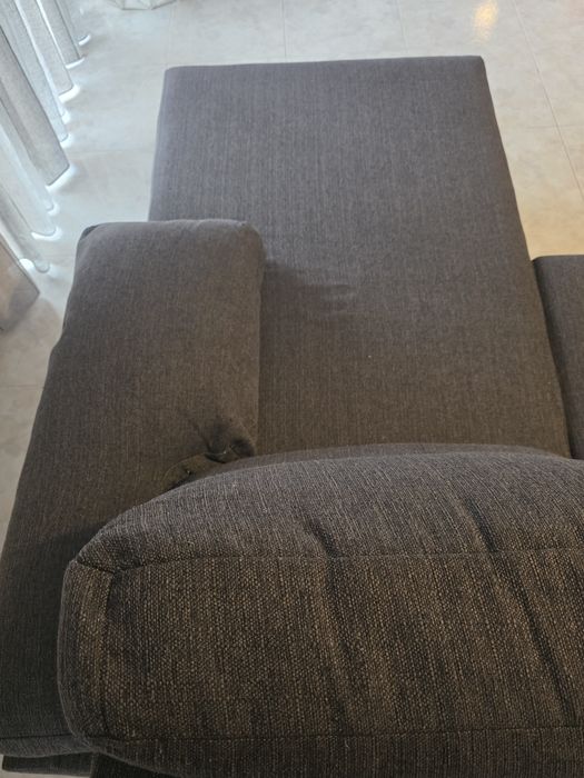 Sofá cinzento  usado