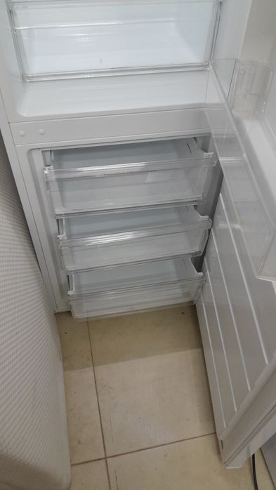 Frigorifico electronia nofrost 180x60x55