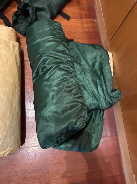 Kit campismo – tenda + saco cama + mochila verde