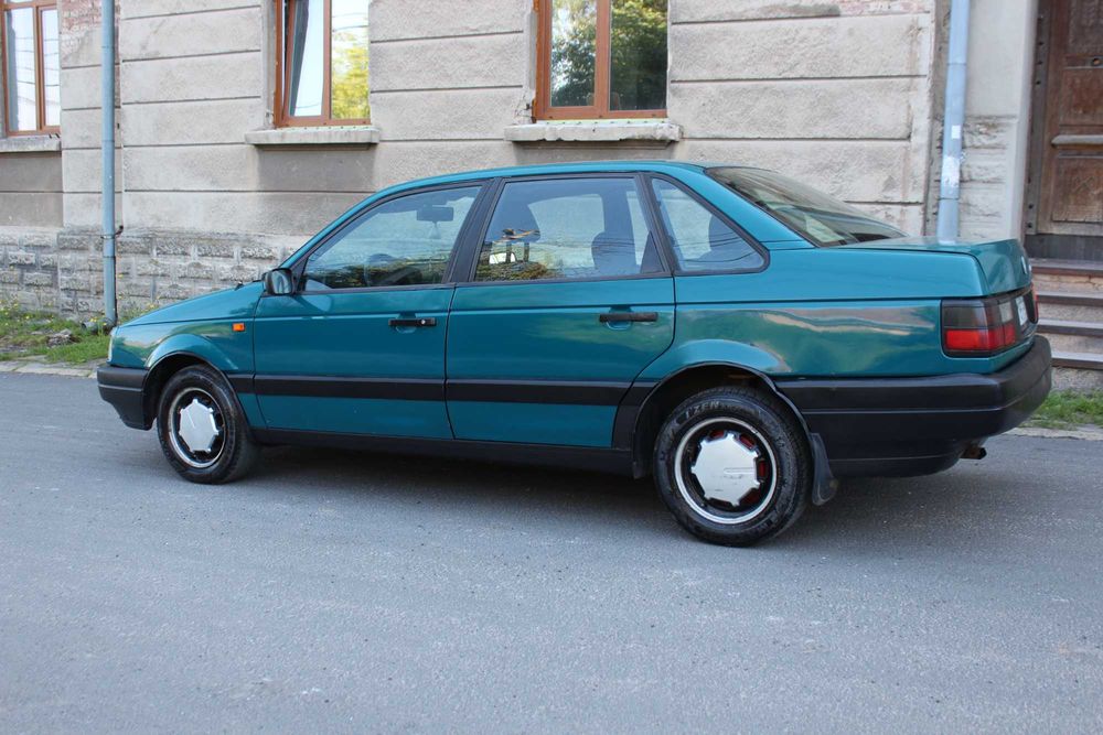 Volkswagen Passat 1993