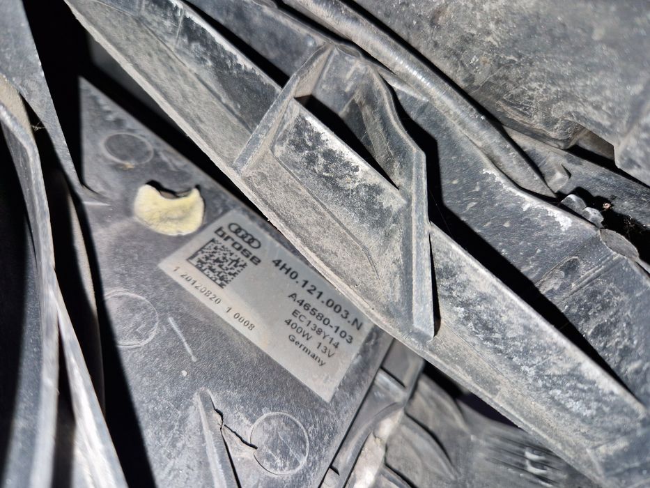 Передня панель підсилювач телевізор Audi A6 C7 3.0 S-line ауді а6 с7