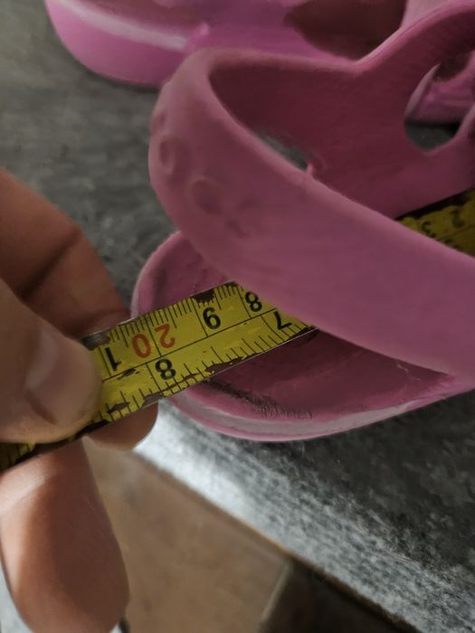 crocs  sandałki dziewczece 32 orginalne