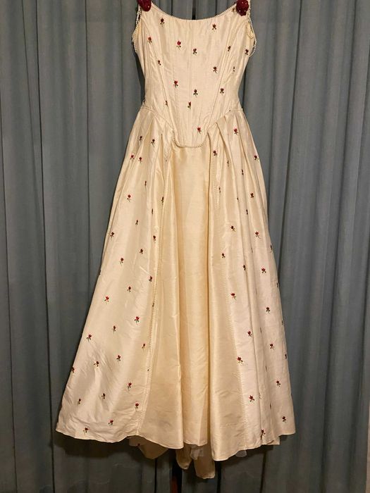 Vestido de Noiva by Donna Salado com acessórios