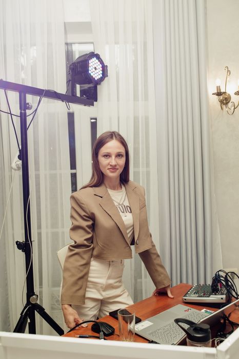 Діджей,dj,  музичний супровід + ведуча