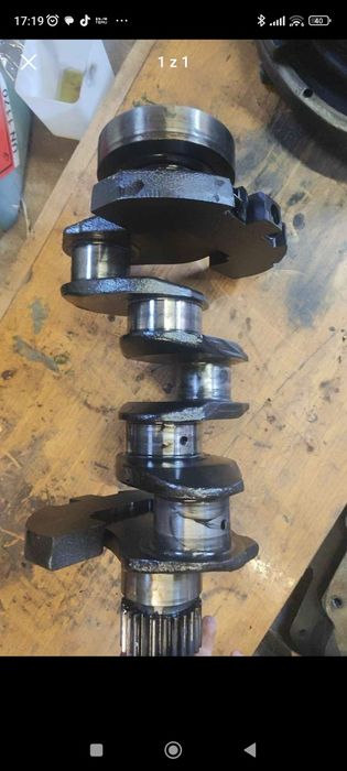 Sprzedam  wał korbowy