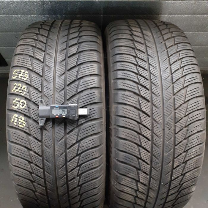 Para opon Bridgestone Blizzak LM001 225/50 R18 95H Nr.573
