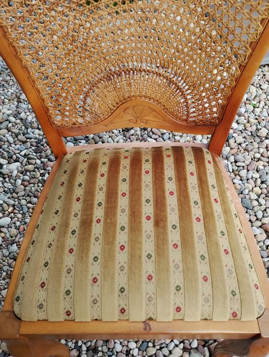 Sprzedam trzy krzesła