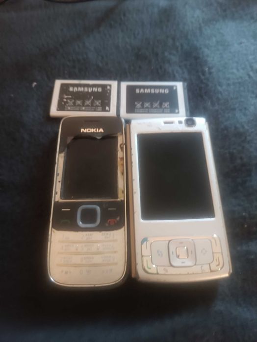 Кнопочні телефони на запчасти