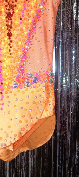 Купальники для художньої гімнастики