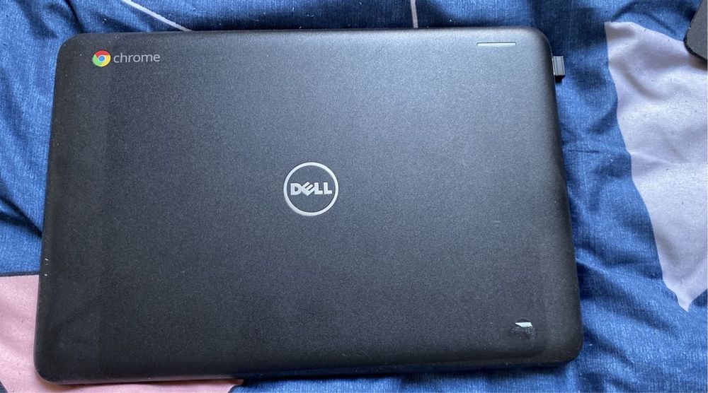 Notebook Dell  11” model 3180
